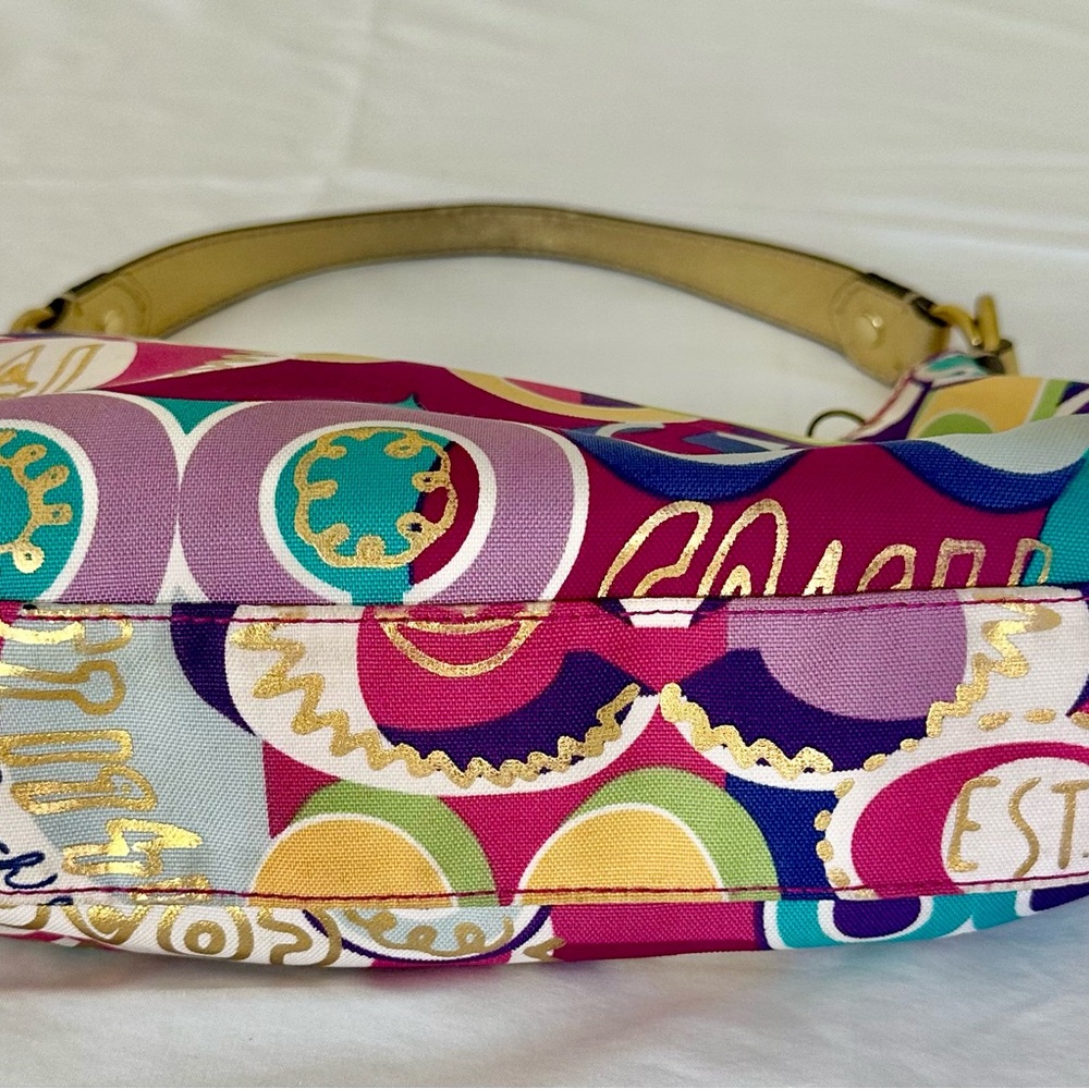 Coach Multicolor Signature Circle Print Shoulder Bag with Gold Accents - Picture 14 of 14